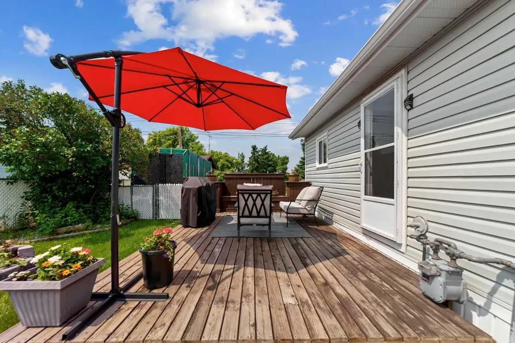 5306 49 Street Daysland AB T0B 1A0