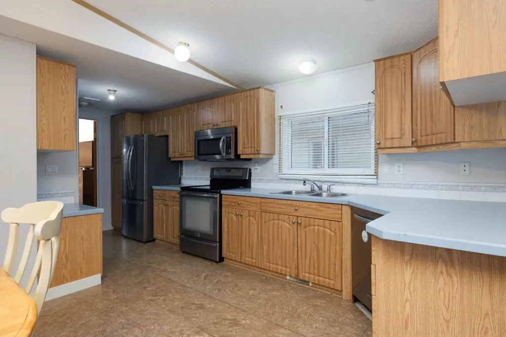 189 Couture Lane Fort Mcmurray AB T9K 1Y2