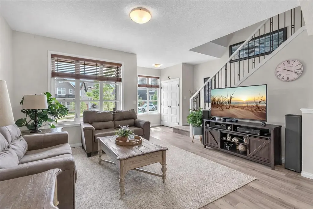 70 Haskayne Drive NW Calgary AB T3L 0H1
