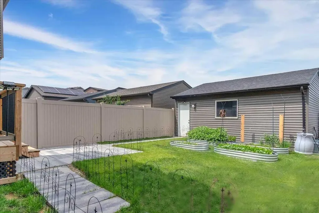 70 Haskayne Drive NW Calgary AB T3L 0H1