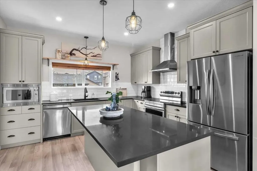 70 Haskayne Drive NW Calgary AB T3L 0H1