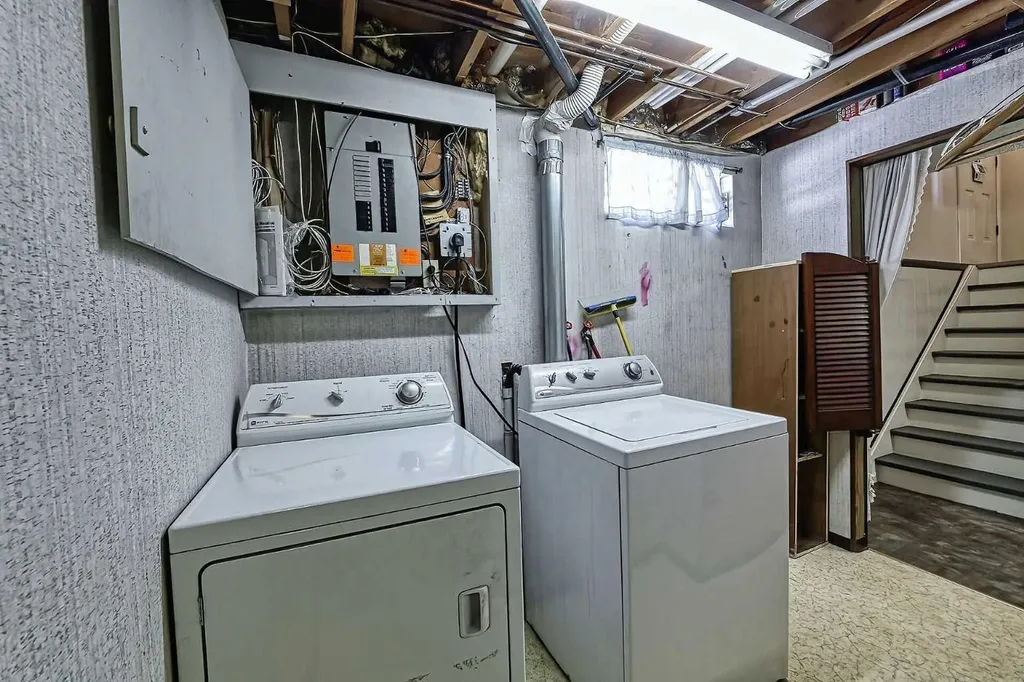 3523 48 Street NE Calgary AB T1Y5S5