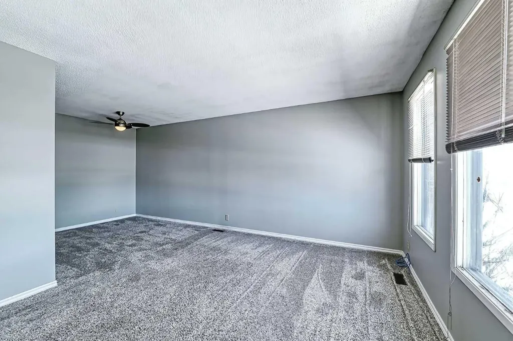 3523 48 Street NE Calgary AB T1Y5S5