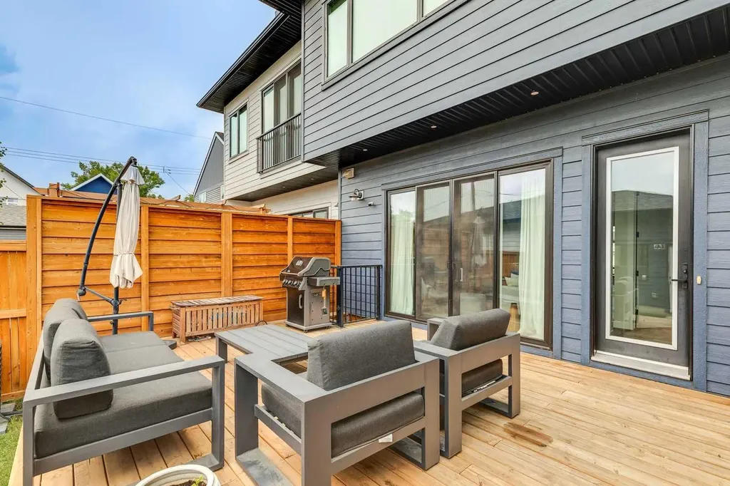 1329 Regal Crescent NE Calgary AB T2E 5H4