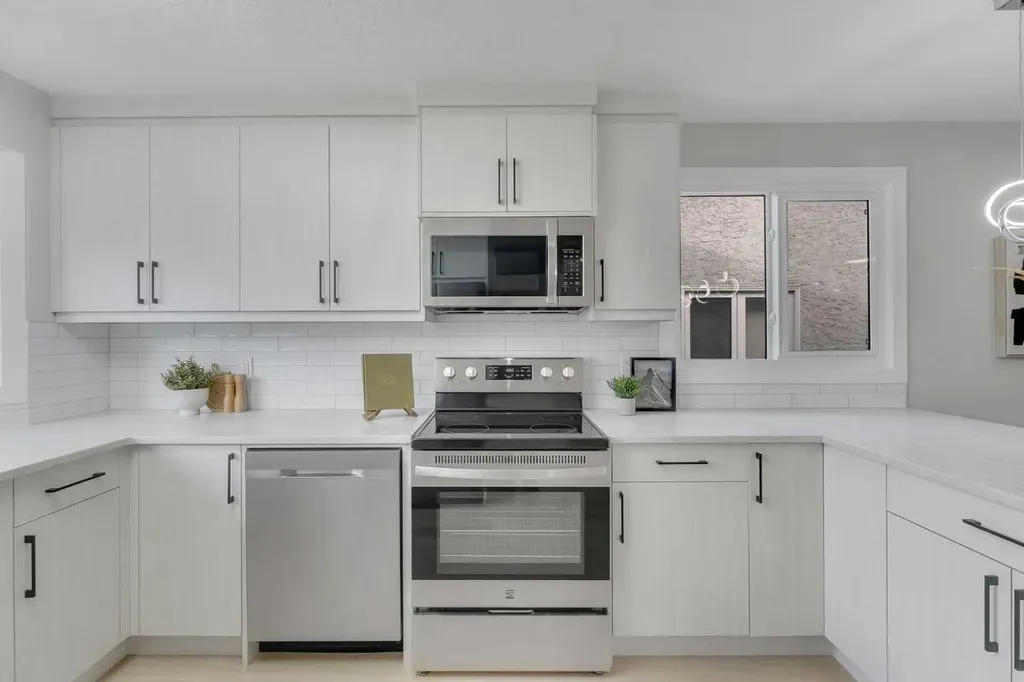 119 Templewood Road NE Calgary AB T1Y 4B1