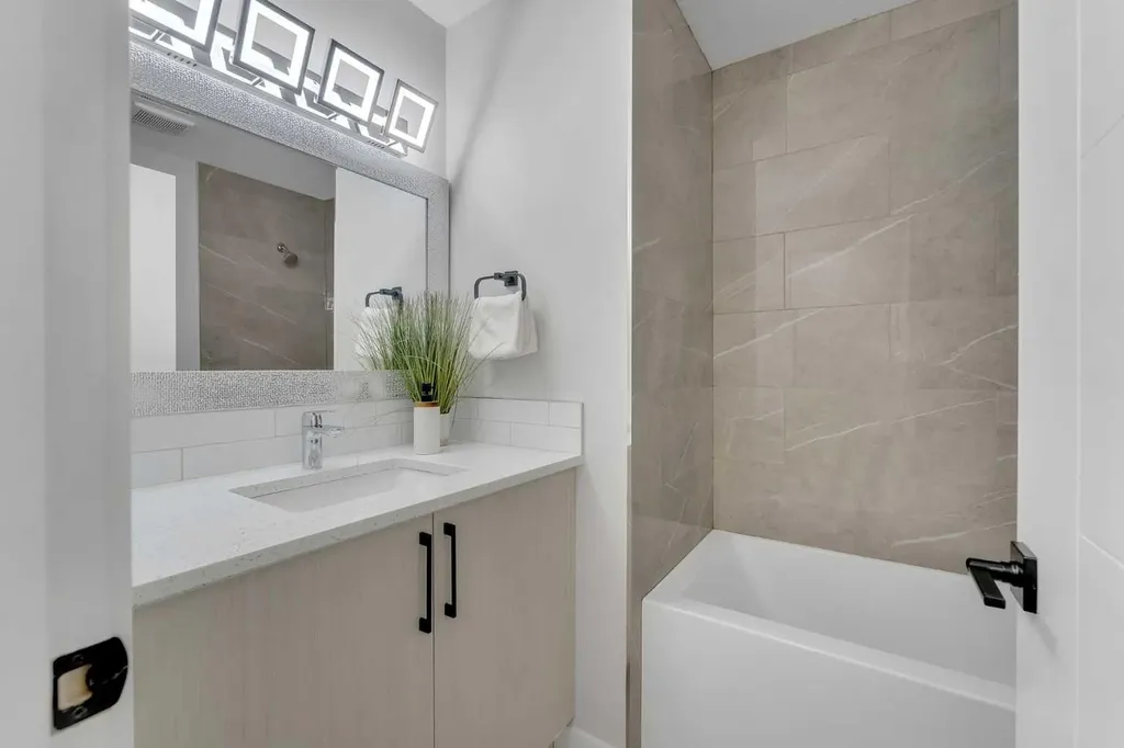 119 Templewood Road NE Calgary AB T1Y 4B1