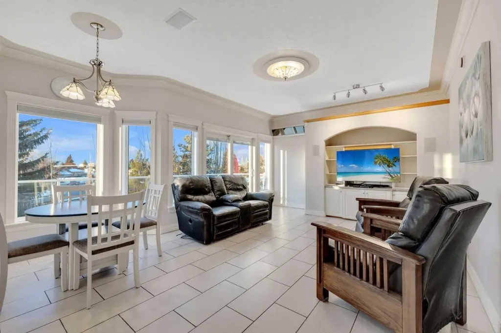 25 Ashmore Close Red Deer AB T4R 2R7