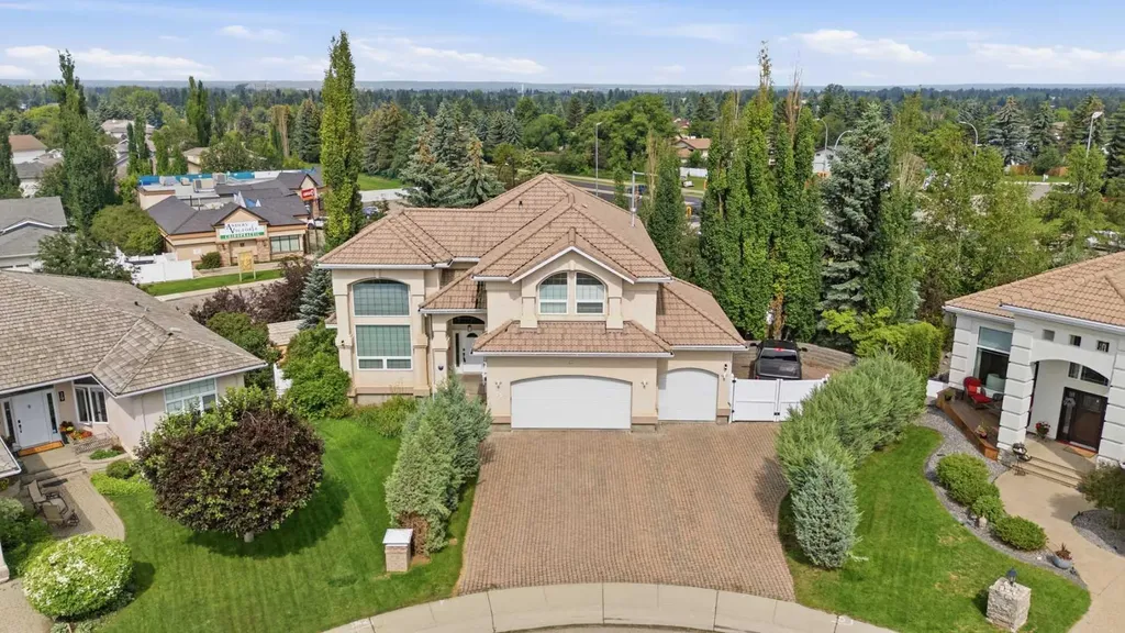 25 Ashmore Close Red Deer AB T4R 2R7