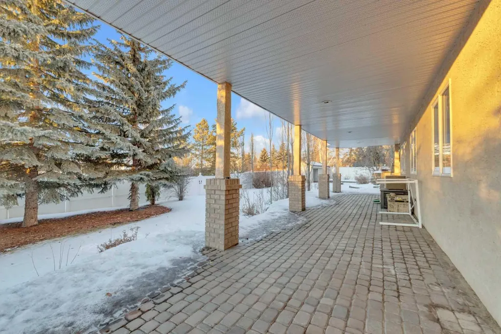 25 Ashmore Close Red Deer AB T4R 2R7