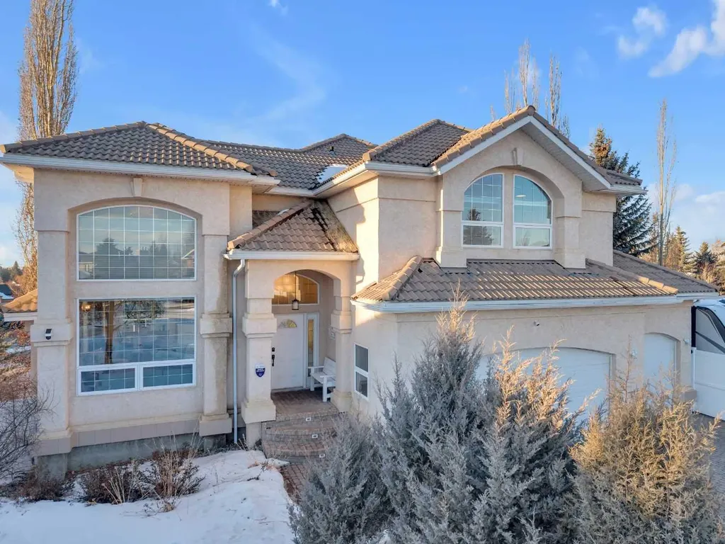 25 Ashmore Close Red Deer AB T4R 2R7