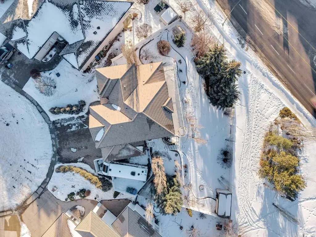 25 Ashmore Close Red Deer AB T4R 2R7