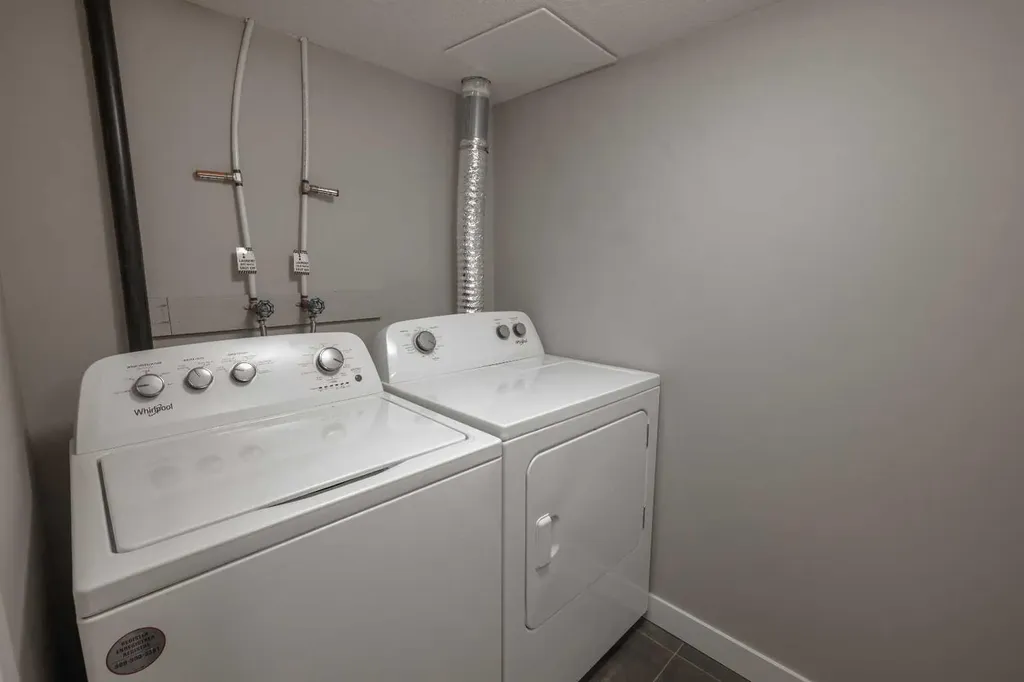 156 Livingston Common NE Calgary AB T3P 1K1