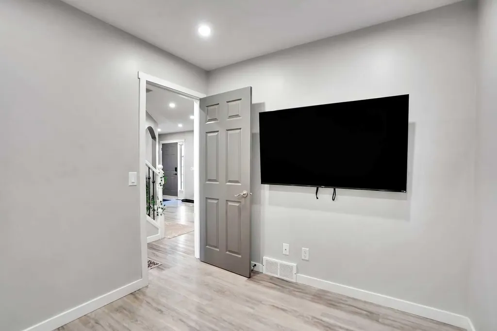 91 Copperstone Gate SE Calgary AB T2Z 4S2