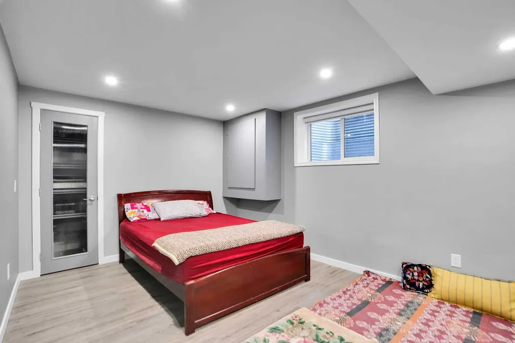 91 Copperstone Gate SE Calgary AB T2Z 4S2