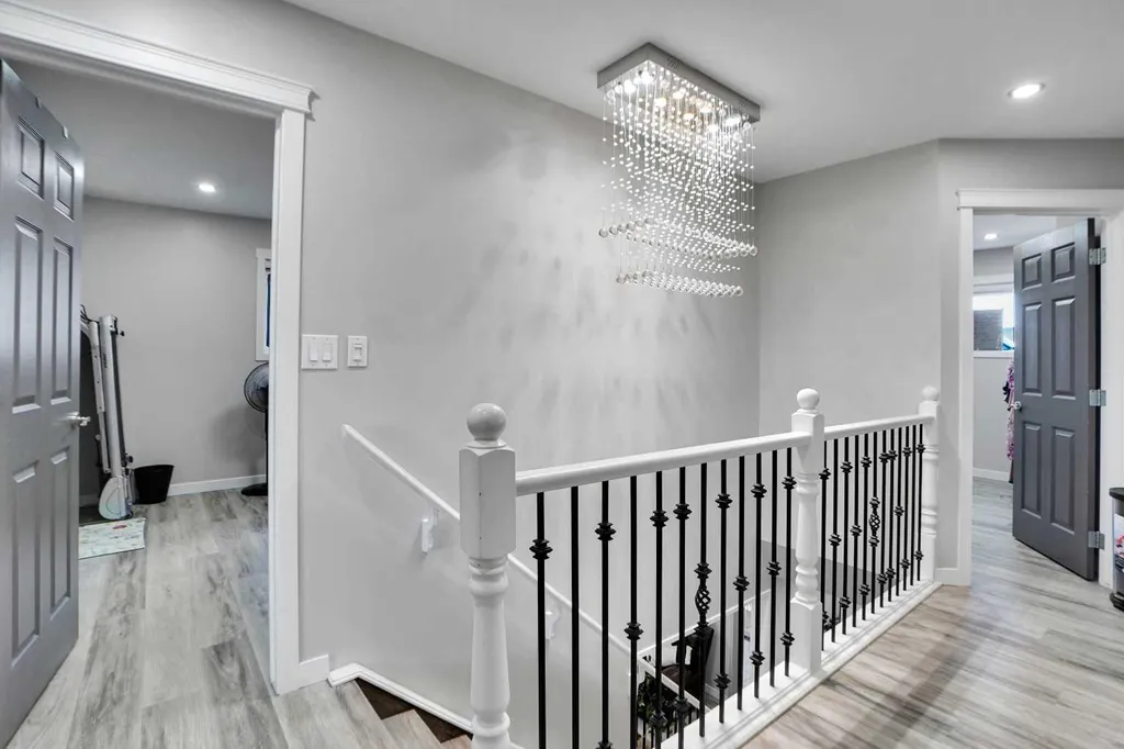 91 Copperstone Gate SE Calgary AB T2Z 4S2