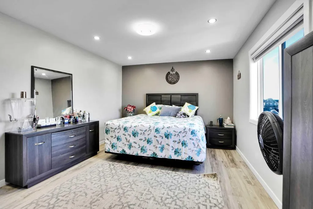 91 Copperstone Gate SE Calgary AB T2Z 4S2