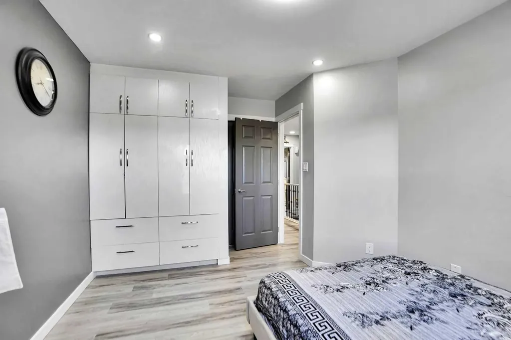 91 Copperstone Gate SE Calgary AB T2Z 4S2