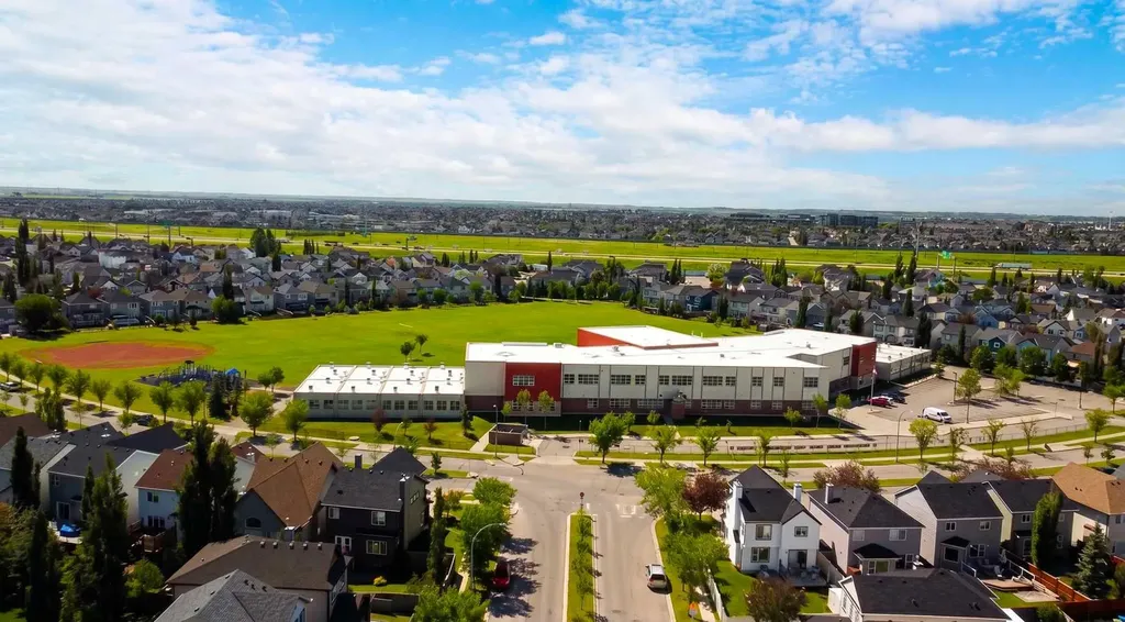 91 Copperstone Gate SE Calgary AB T2Z 4S2