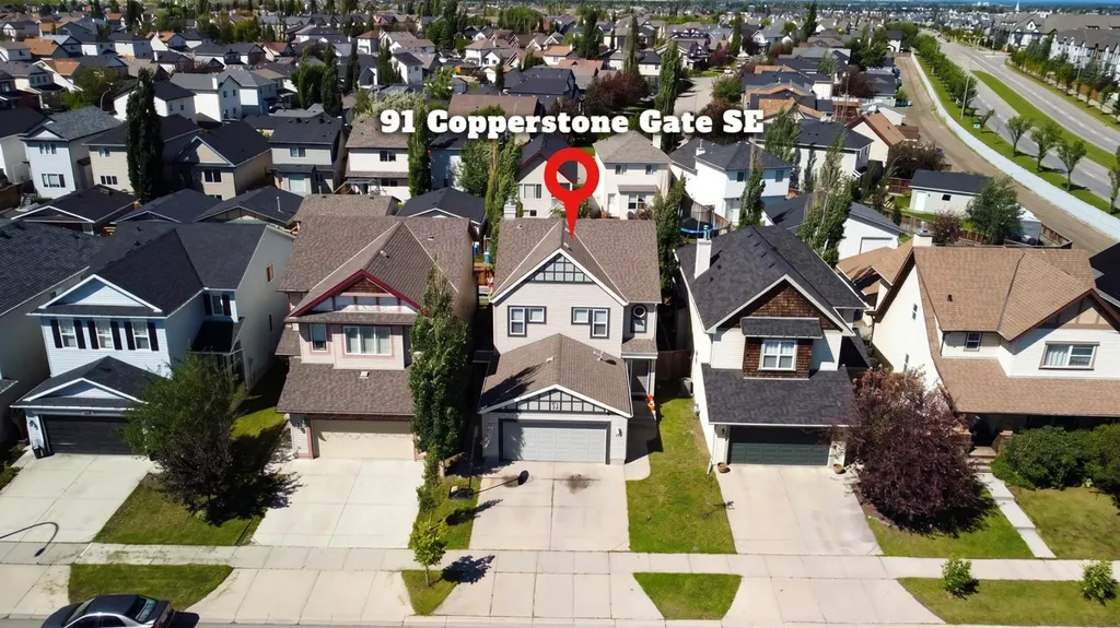 91 Copperstone Gate SE Calgary AB T2Z 4S2