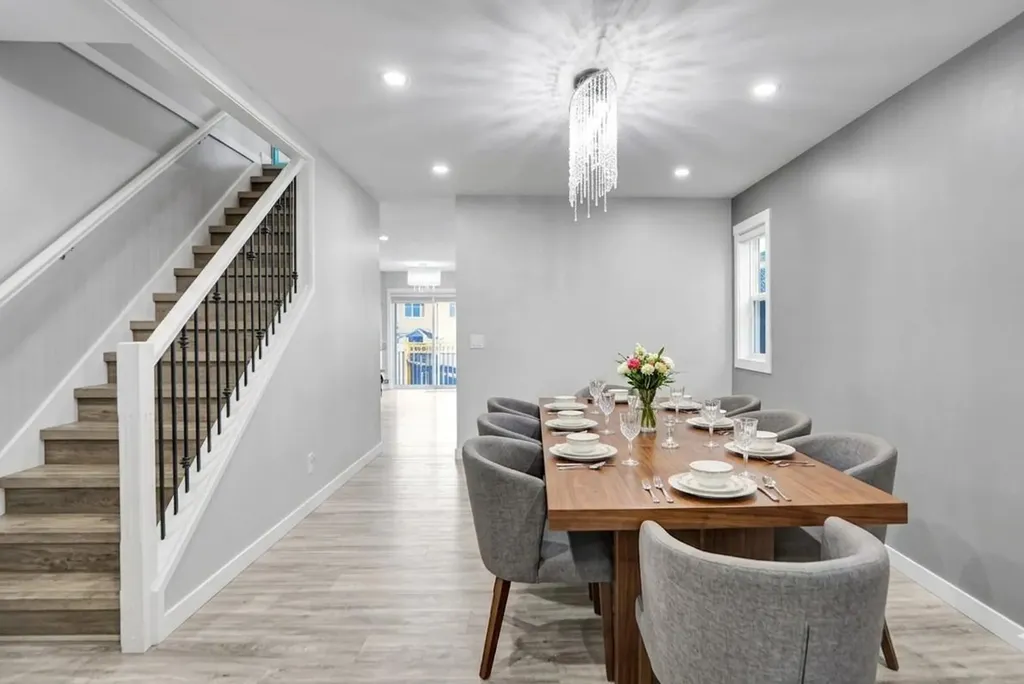 91 Copperstone Gate SE Calgary AB T2Z 4S2