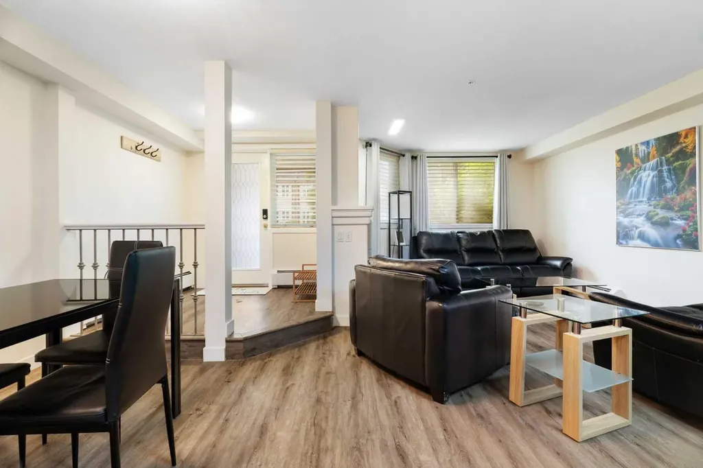 2422 Erlton Street SW Calgary AB T2S 3B6