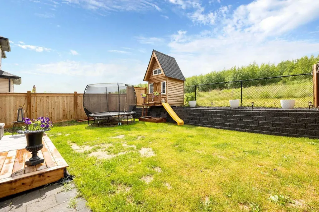 212 Stonecreek Landing Fort Mcmurray AB T9K 0X4