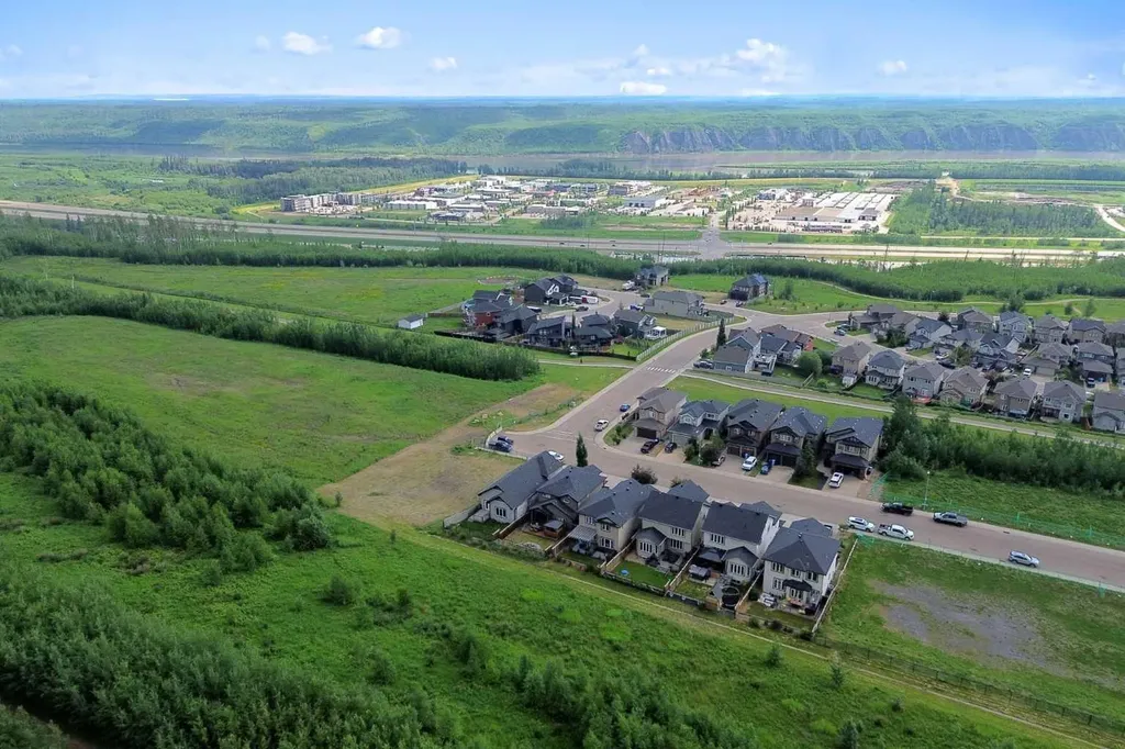 212 Stonecreek Landing Fort Mcmurray AB T9K 0X4