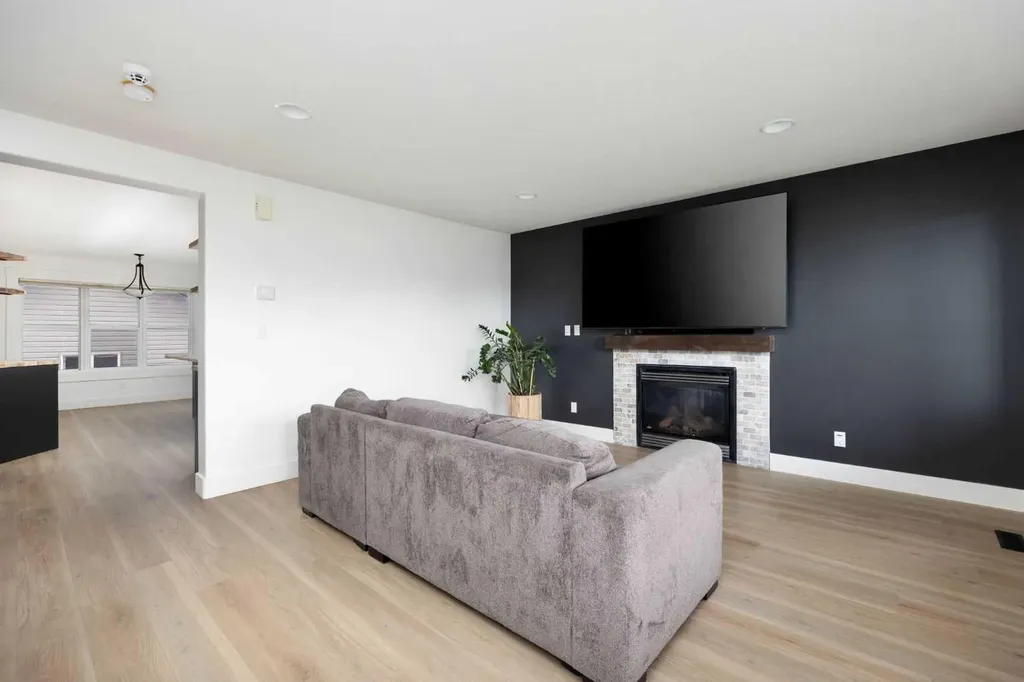 189 Walnut Crescent Fort Mcmurray AB T9K 0N4