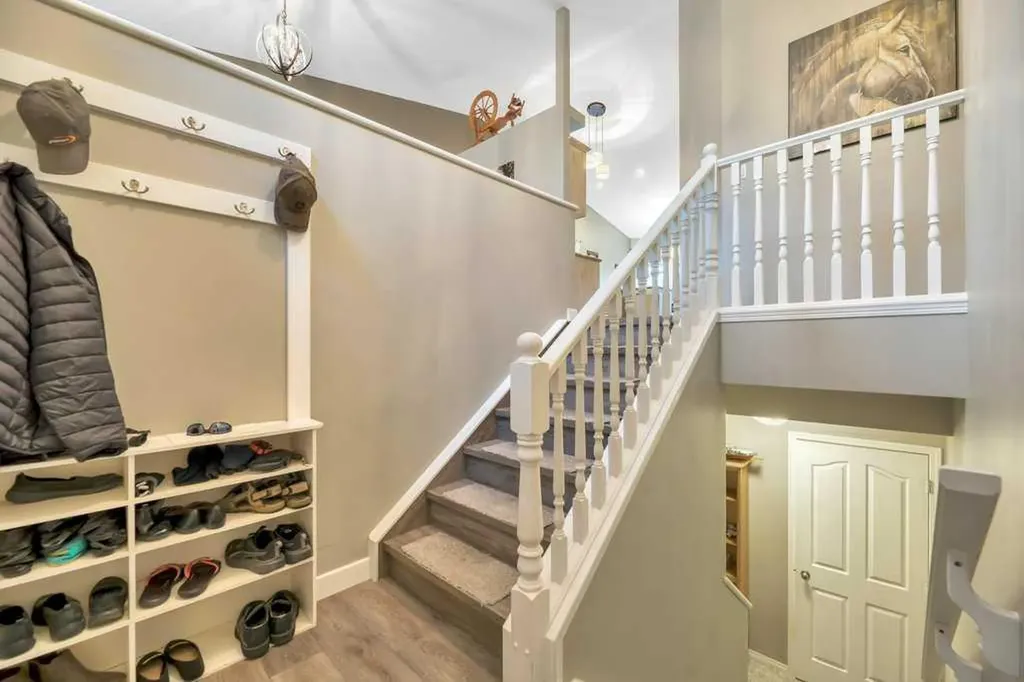 133 Oakmere Point Chestermere AB T1X 1M8