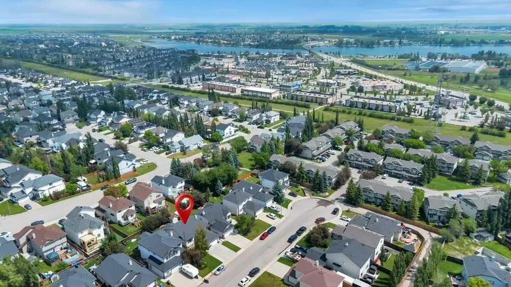 133 Oakmere Point Chestermere AB T1X 1M8