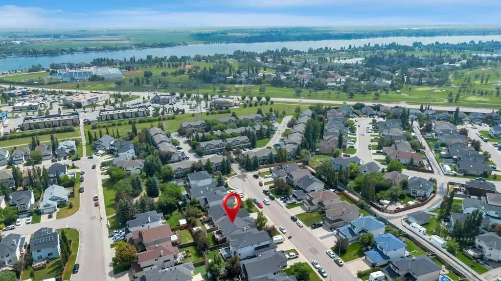 133 Oakmere Point Chestermere AB T1X 1M8