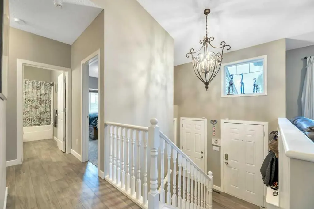 133 Oakmere Point Chestermere AB T1X 1M8