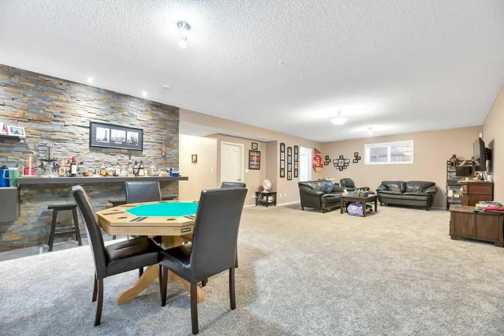 133 Oakmere Point Chestermere AB T1X 1M8