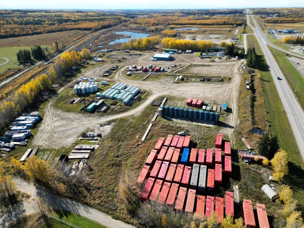 7086 1a Avenue Edson AB T7E 1V4