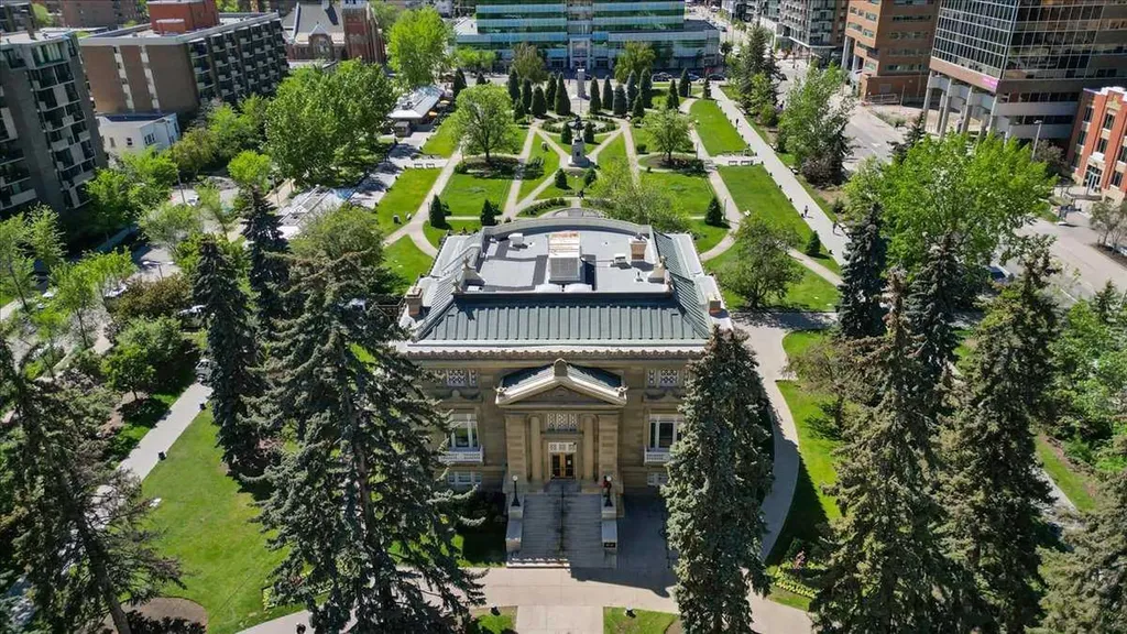 1501 6 Street Calgary AB T2R 0Z7