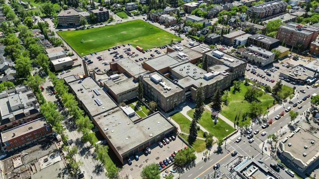 1501 6 Street Calgary AB T2R 0Z7