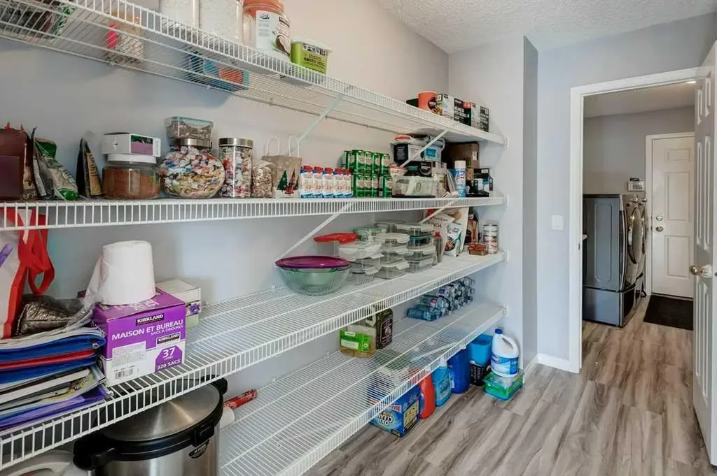 169 Evanscreek Court NW Calgary AB T3P1H4