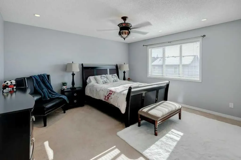 169 Evanscreek Court NW Calgary AB T3P1H4