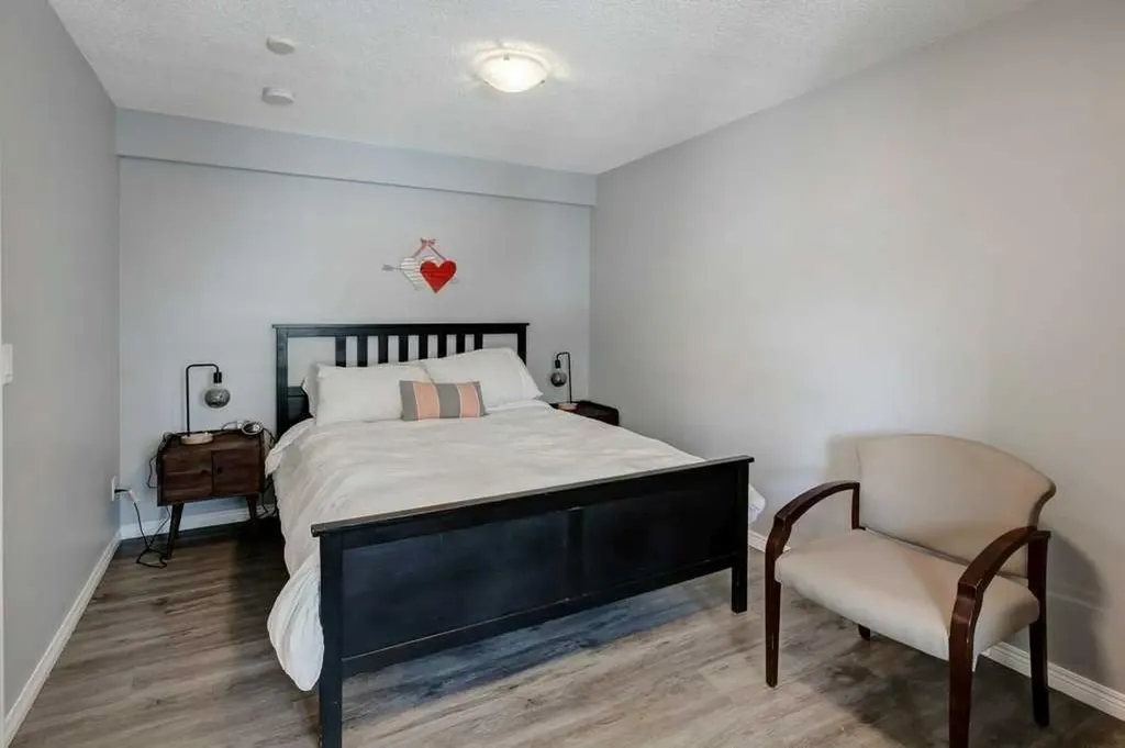169 Evanscreek Court NW Calgary AB T3P1H4