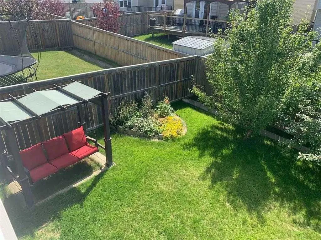 169 Evanscreek Court NW Calgary AB T3P1H4