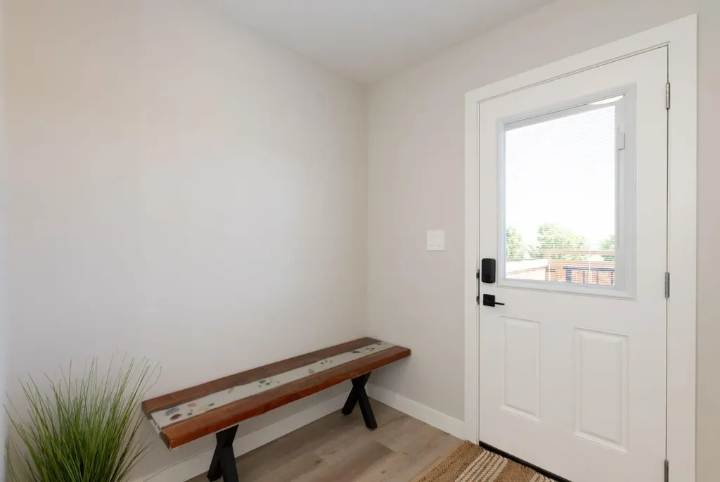 250 Halifax Close Penhold AB T0M 1R0