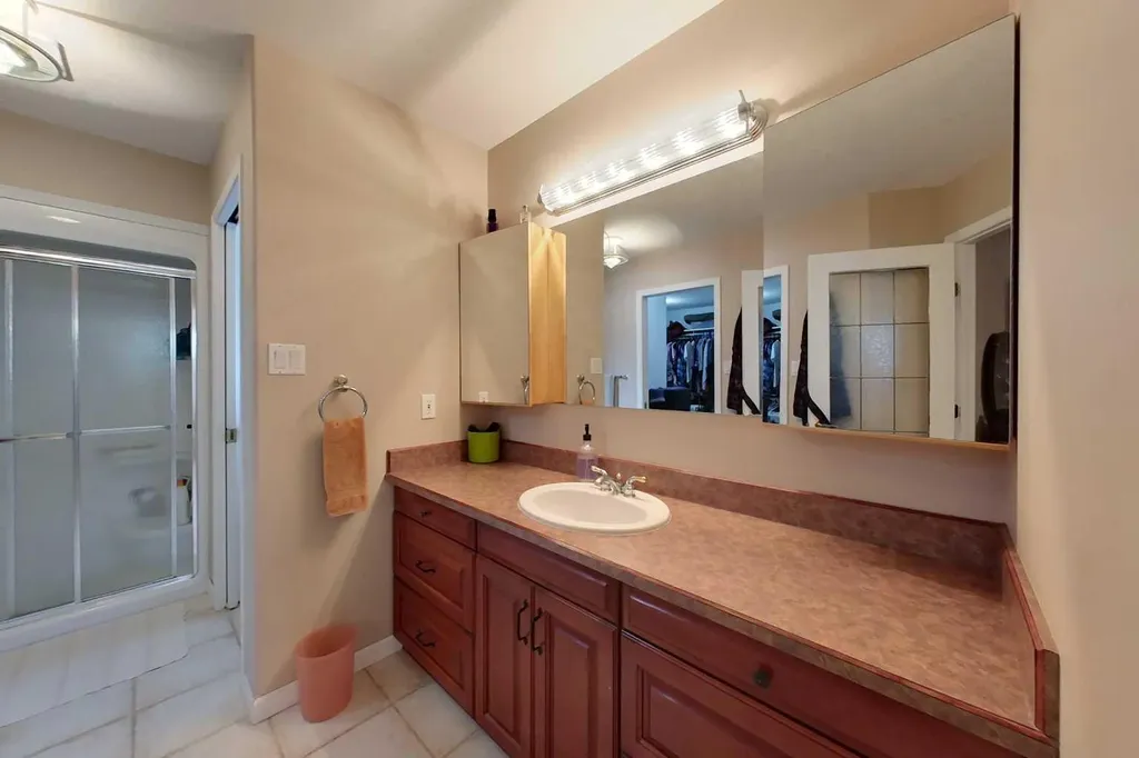 735021 Range Road 80 SW Canyon Creek AB T0G 0M0