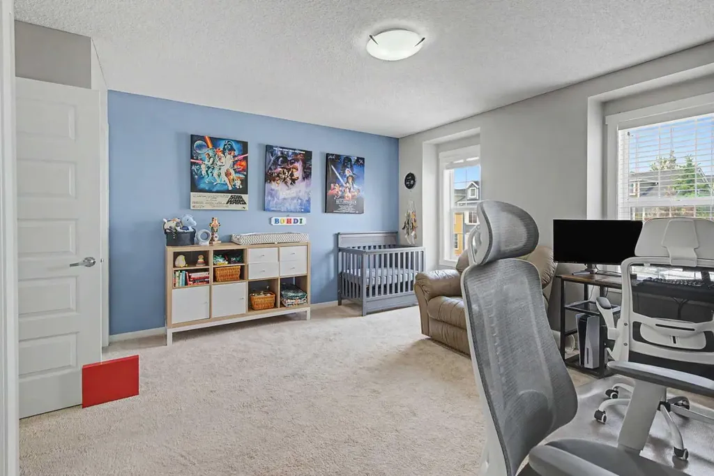 532 Mckenzie Towne Close SE Calgary AB T2Z 1A8