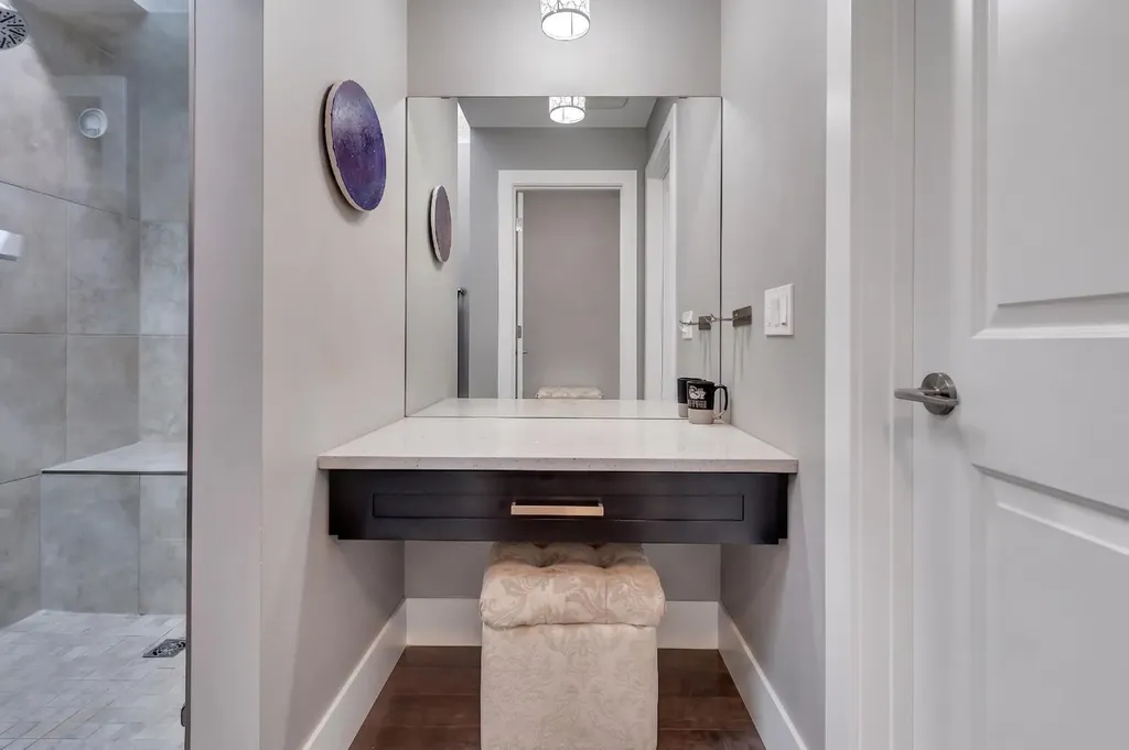 444 25 Avenue NW Calgary AB T2M 2A7