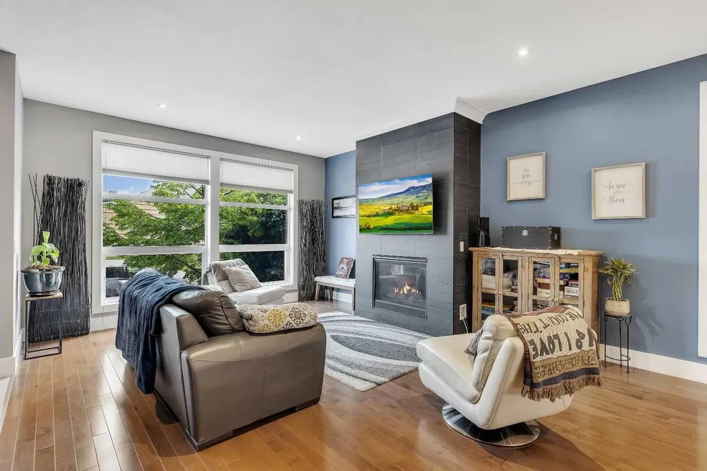 444 25 Avenue NW Calgary AB T2M 2A7