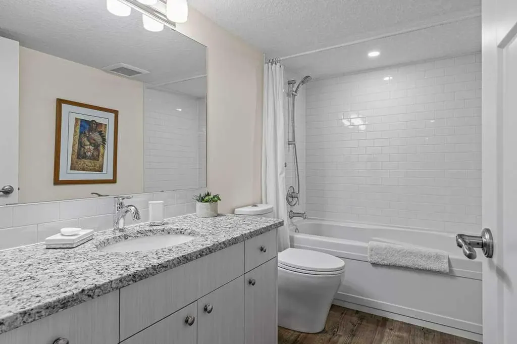 930 9 Street S Canmore AB T1W 1Z8