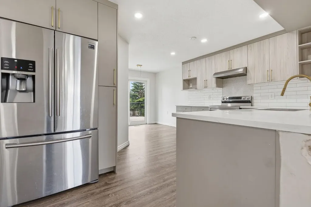 28 Fallingworth Court NE Calgary AB T3J1G4