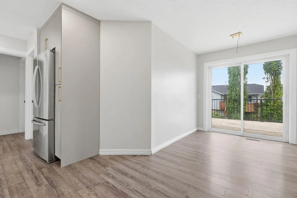 28 Fallingworth Court NE Calgary AB T3J1G4
