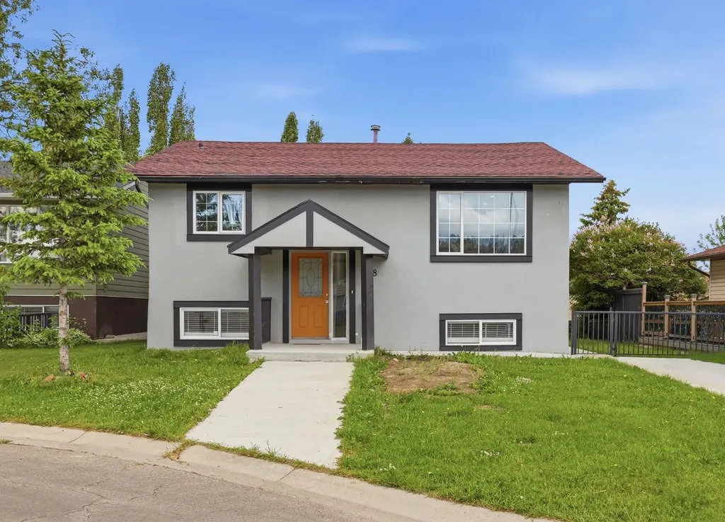 28 Fallingworth Court NE Calgary AB T3J1G4