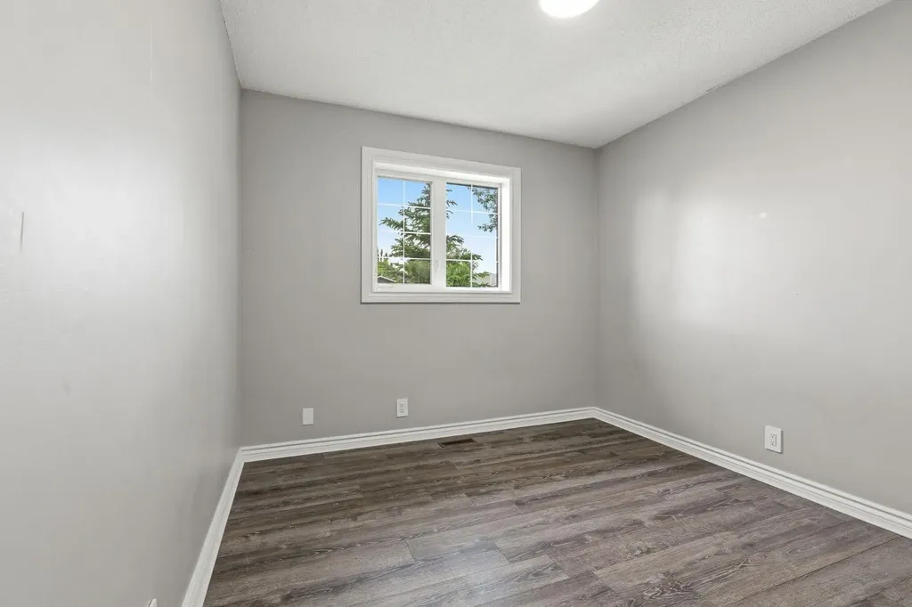 28 Fallingworth Court NE Calgary AB T3J1G4
